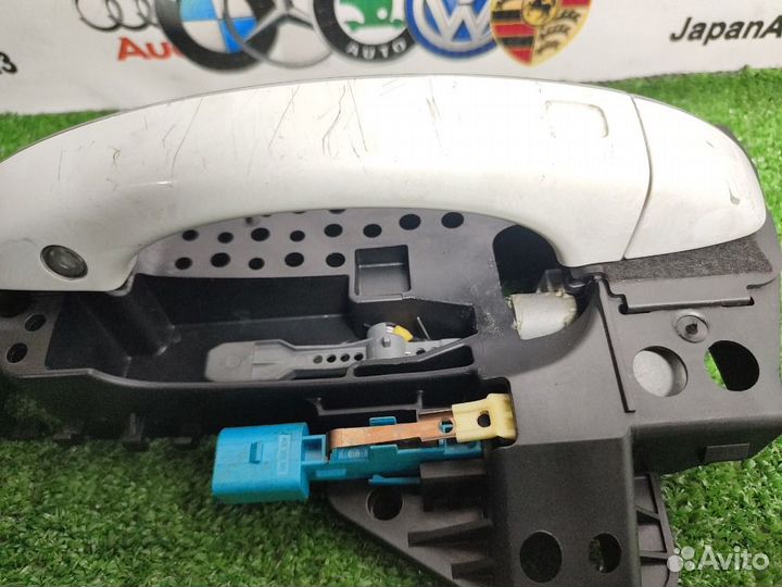 Ручка двери передняя левая Audi A7 4G cypa \