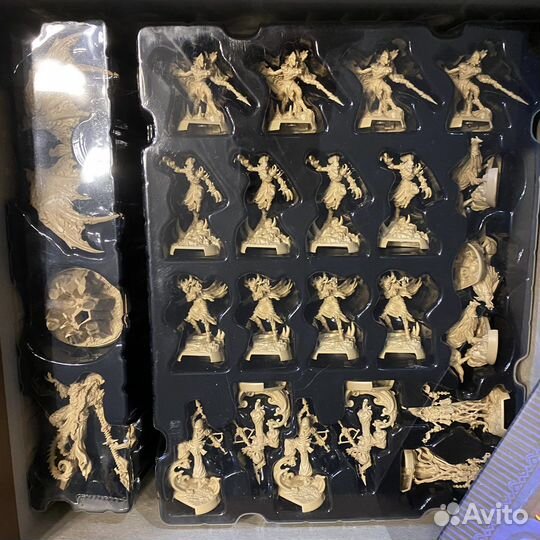 Настольная игра Hobby World Descent: Сказания тьмы