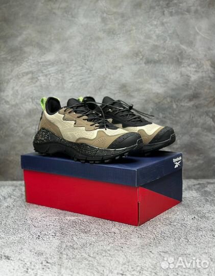 Reebok gore-TEX