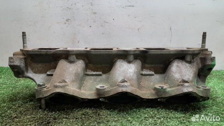 Впускной коллектор Infiniti Fx35 S51 3.5 VQ35HR