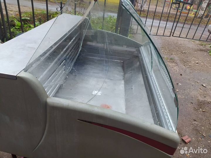 Морозильная витрина