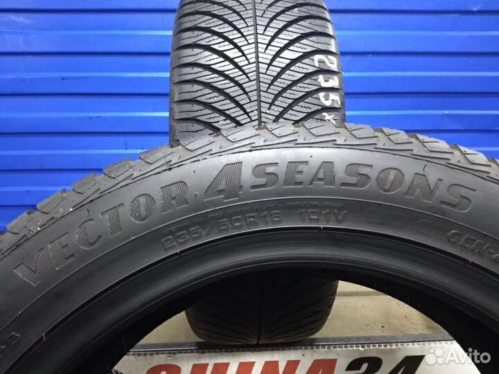 Goodyear Vector 4Seasons 235/50 R18 101V