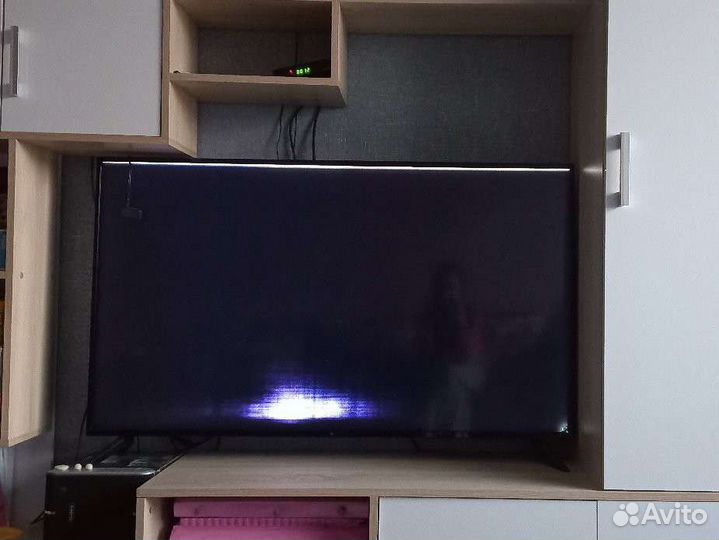 Продам телевизор Dexp на запчасти,сгорел экран