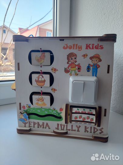 Бизиборд Кубик