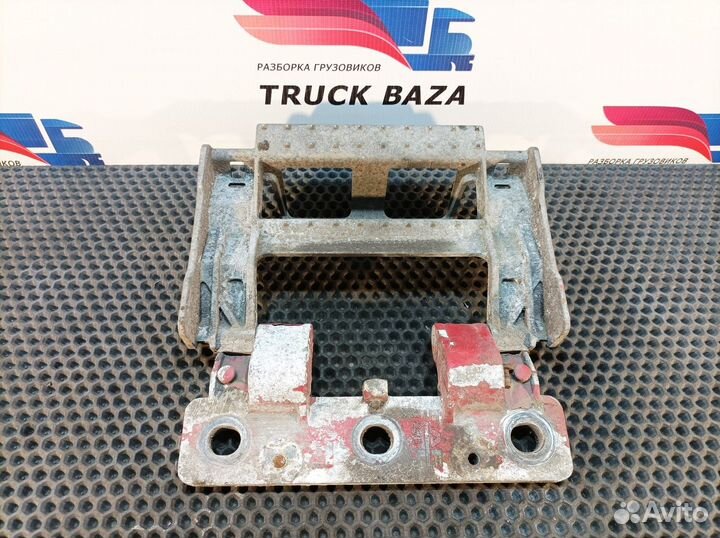 1735004 Подножка обслуживания