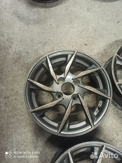 Стильные литые диски 4x100 Цо 56.1 R14 Ровные