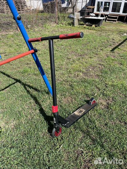 Трюковой самокат