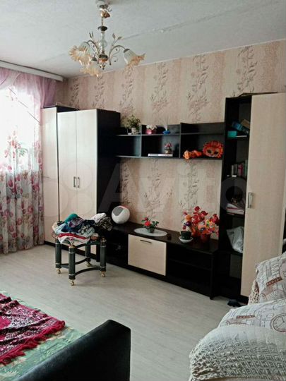 2-к. квартира, 49 м², 1/2 эт.