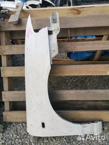 Крыло переднее правое Nissan Ad Y11