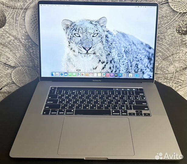 MacBook Pro 16 i9 32GB 1TB 8GB Видеопамять