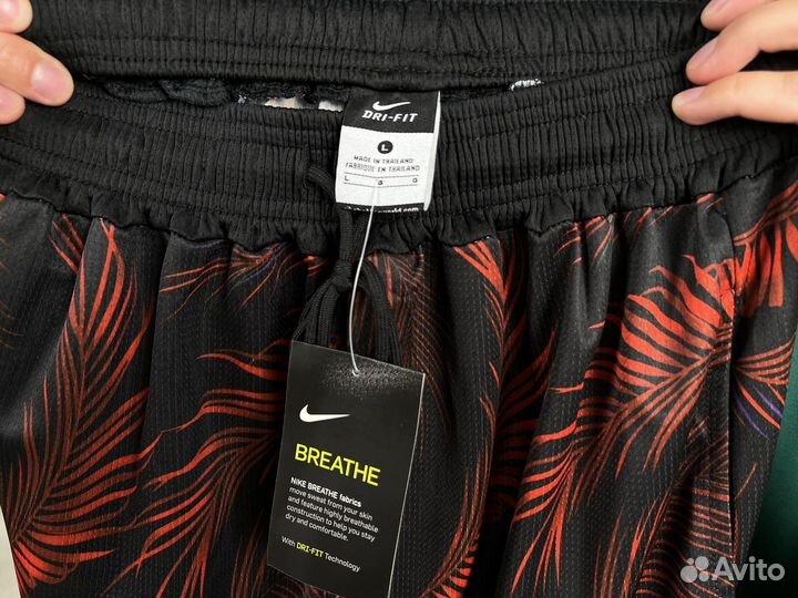 Шорты Nike в ТЦ Дом Мод