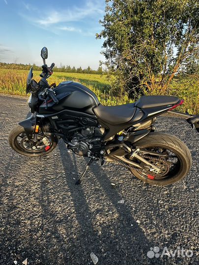 Ducati Monster 2021