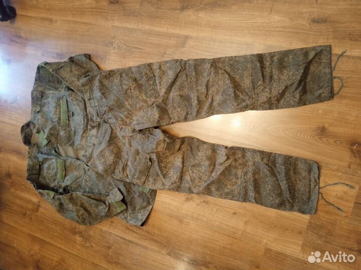 Комплект одежды