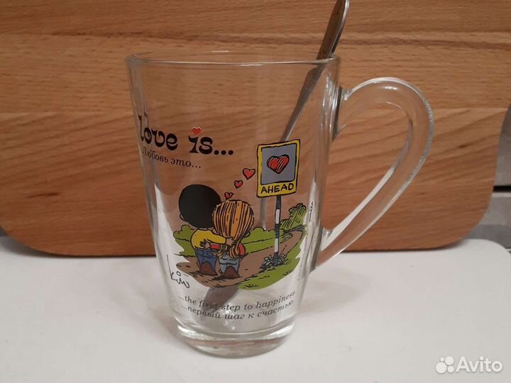Кружка love is