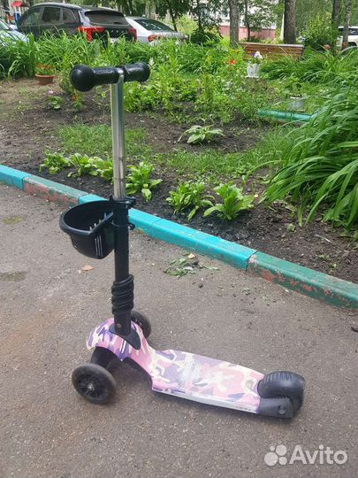 Самокат детский трехколесный с сиденьем бу