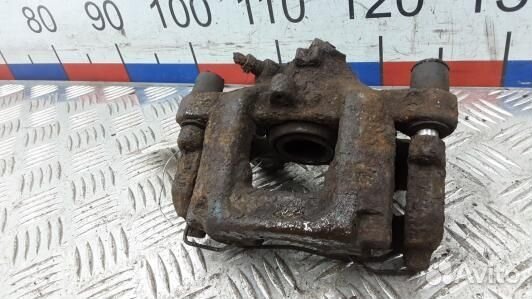 Суппорт тормозной задний левый mercedes benz C-cla