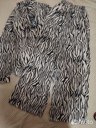 Костюм женский