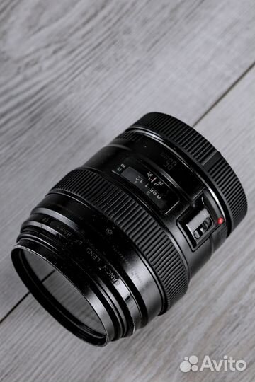 Canon ef 85mm f 1.8 usm