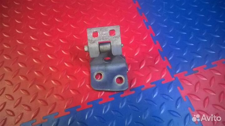 Петля двери передней правой верхняя BMW X3 E83