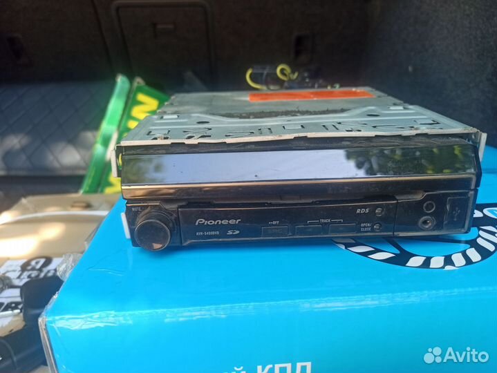 Автомагнитола pioneer avh-5400dvd с экраном (DVD)