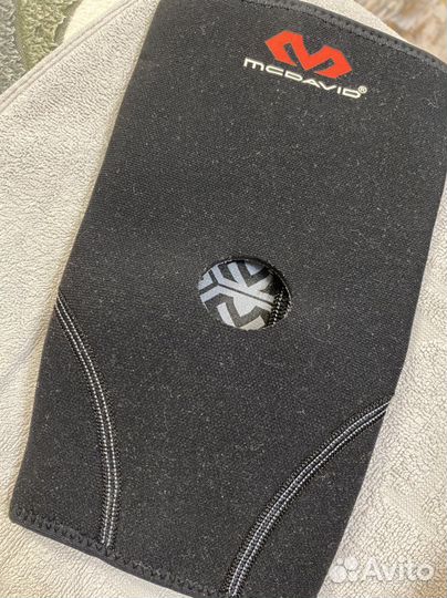 Наколенник ортопедический