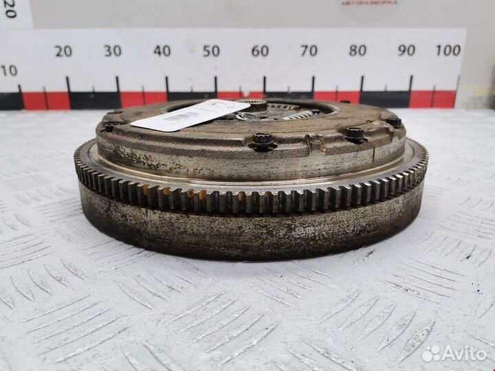 Маховик (демпфер сцепления) для Volkswagen Golf 4