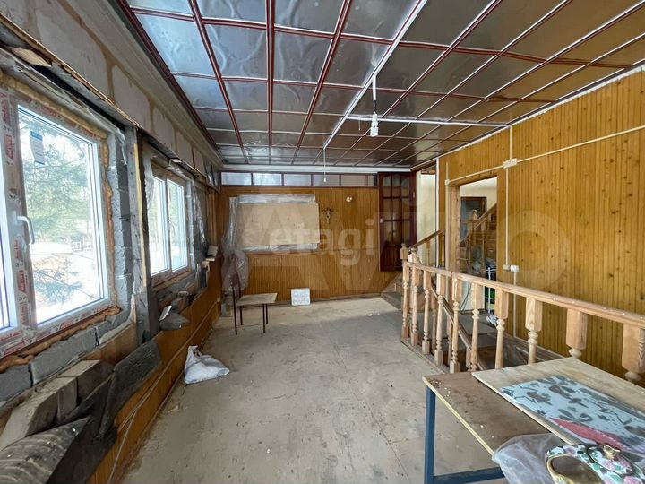 Дом 373 м² на участке 11 сот.