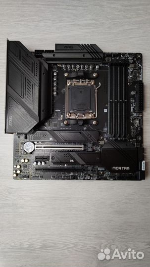 Материнская плата MSI