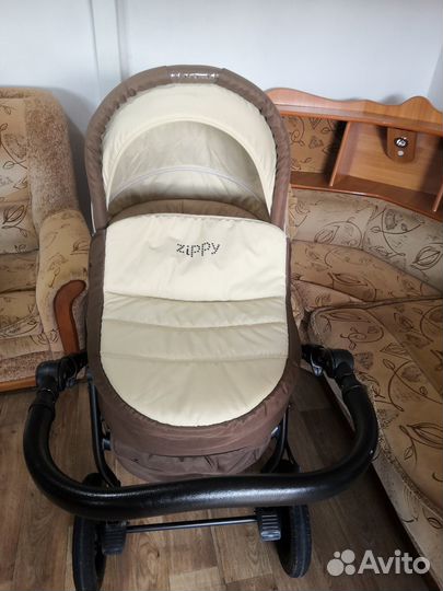 Продам детскую коляску