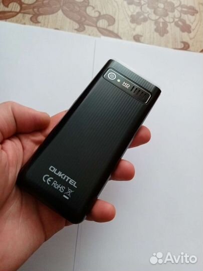 Телефон Oukitel, 3SIM, 2800 mAh