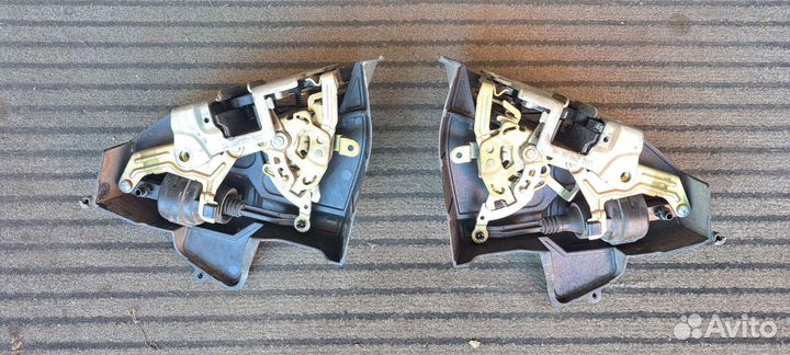 Замок двери на mercedes w210