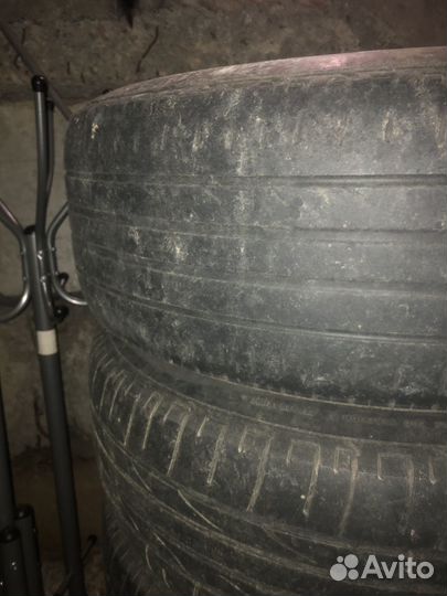 Bridgestone Blizzak Ice 215/65 R16 21B