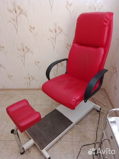 Педикюрное кресло