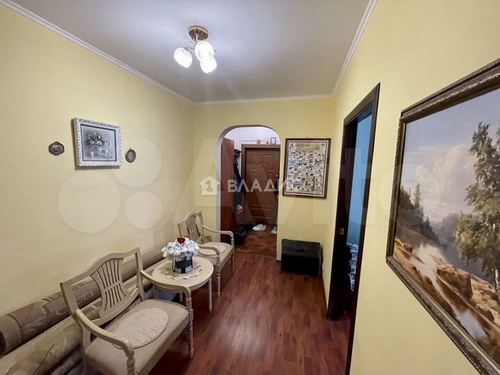 3-к. квартира, 79,8 м², 1/17 эт.