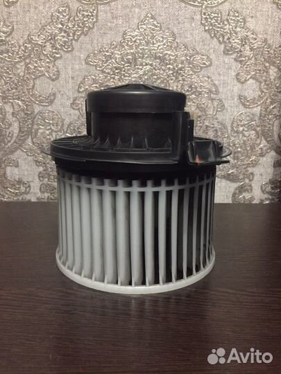 Мотор печки салона