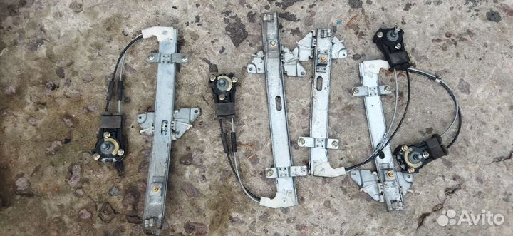 Стеклоподъемники мех 4шт Mazda 626 GD