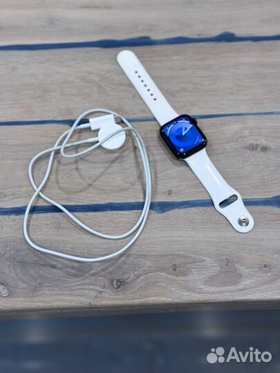 Apple Watch SE2 44mm (отличные, акб 100)