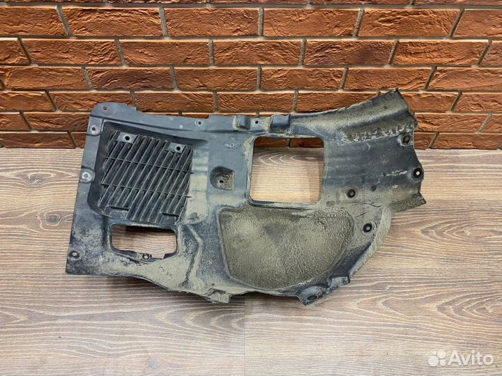 Локер передний левый Bmw 5 G30 Передняя Часть