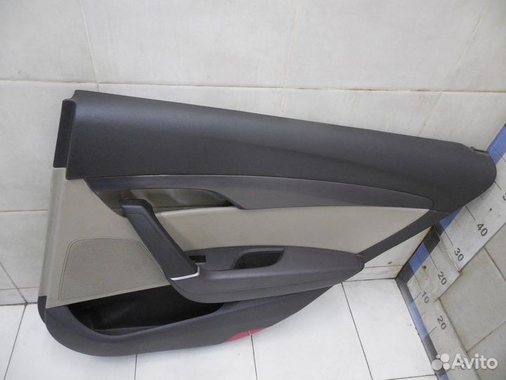 Обшивка двери задней правой i40 2011