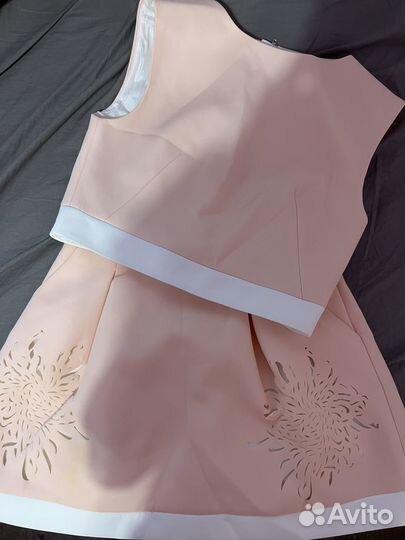 Продам костюм