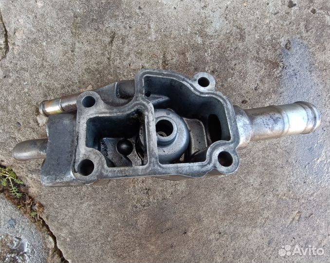 Корпус термостата Nissan Primera P12/Almera N16