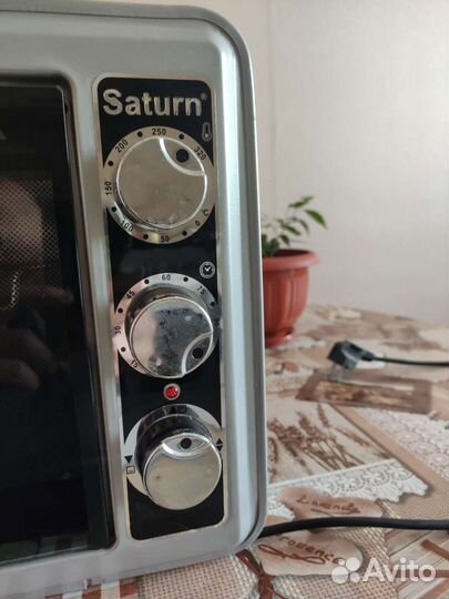 Духовая печь Saturn 45л