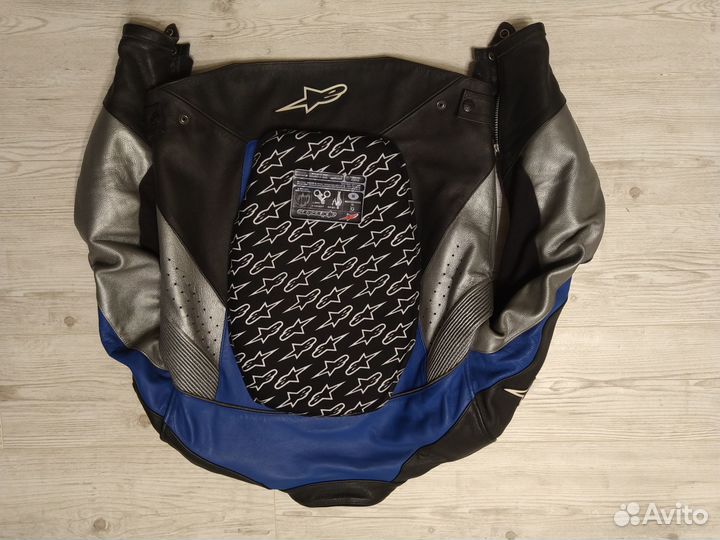 Мотокуртка кожаная Alpinestars. Размер eur 50