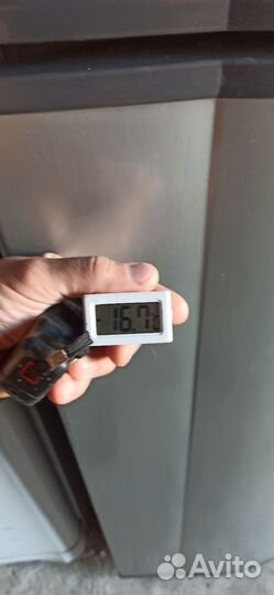 Продам холодильник Whirlpool