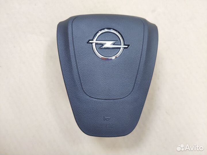 Подушка безопасности водителя Opel Astra J