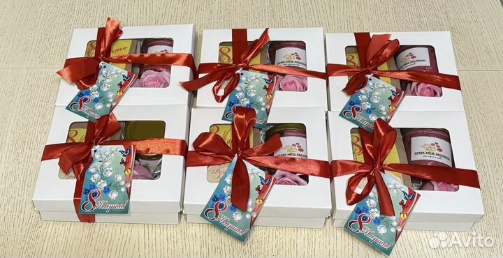 Подарочные наборы из орехов и сухофруктов