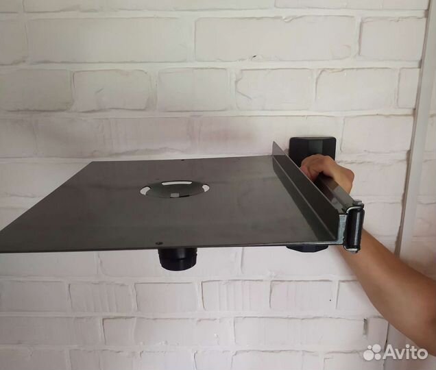 Кронштейн под телевизор или микроволновку