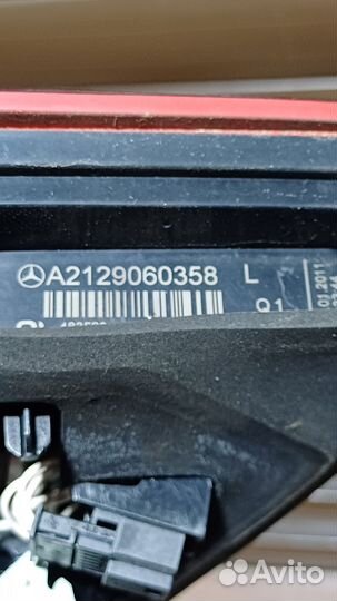 Фонарь задний внутренний Mercedes-Benz w212
