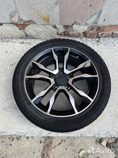 Nokian Tyres Hakkapeliitta R 235/45 R17 97R