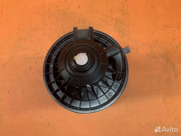 Вентилятор отопителя салона передний Chevrolet